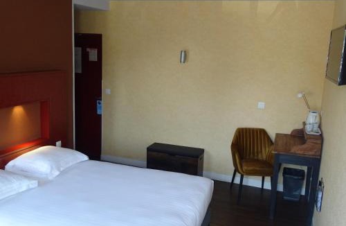 Le Faouet Hotel | LA CROIX D'OR LOGIS Hôtels