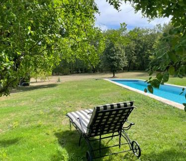 Chapdeuil Bed & Breakfast | LA CROIX DES GRANGES