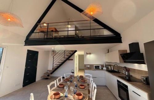 Cheille House | La Croix Perette