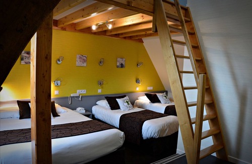 Bain-de-Bretagne Hotel | La Croix Verte