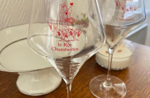 Gevrey-Chambertin Apartment | La Cuvée , duplex à Gevrey Chambertin.