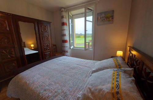 Saint-Pierre-sur-Orthe House | La Derouannière