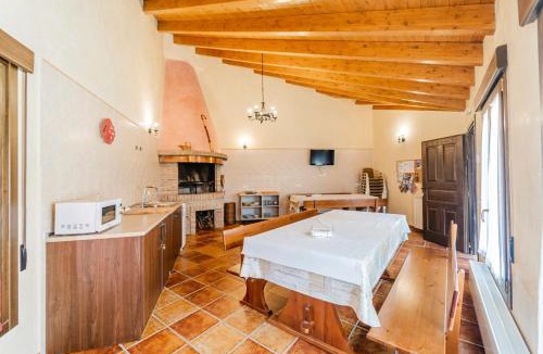 Espeja de San Marcelino House | La Dehesa de Santa Ursula