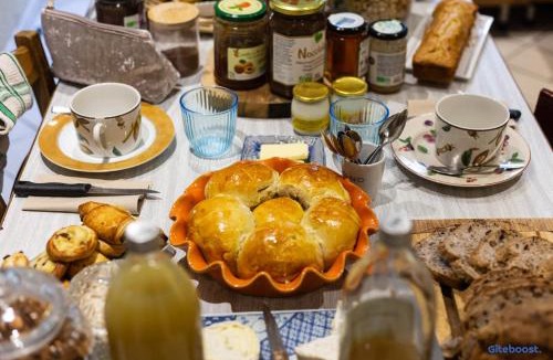 Chasselay House | La Demeure de Camille