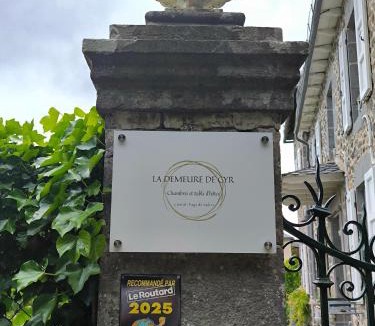 Saint-Chamant Bed & Breakfast | La Demeure de Cyr