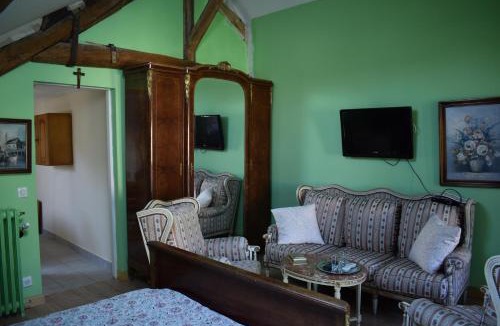 Morigny-Champigny House | LA DEMEURE DE LA JUINE