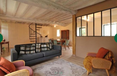 Neuvy-au-Houlme House | La demeure de Paule