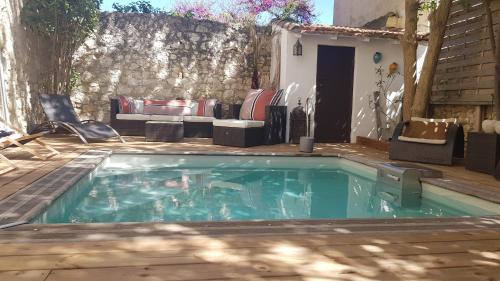 Cuxac-dʼAude Bed & Breakfast | La Demeure du Pressoir
