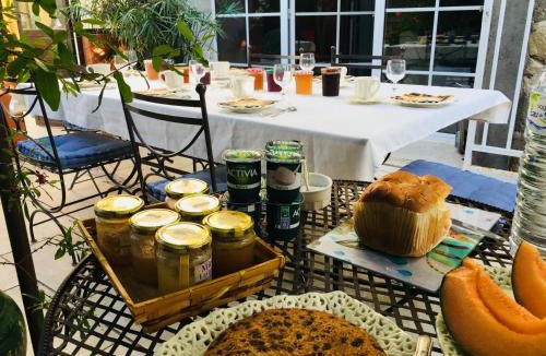 Cuxac-dʼAude Bed & Breakfast | La Demeure du Pressoir