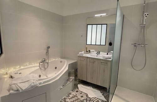 Guingamp Hotel | La Demeure