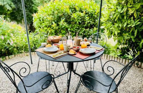 Precy-sur-Oise Bed & Breakfast | LA DEMEURE