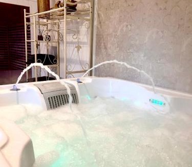 Sille-le-Guillaume Bed & Breakfast | La Demeure