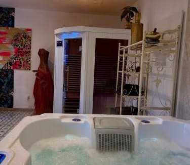 Sille-le-Guillaume Bed & Breakfast | La Demeure