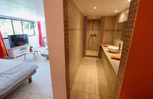 Donzere House | La Devinière