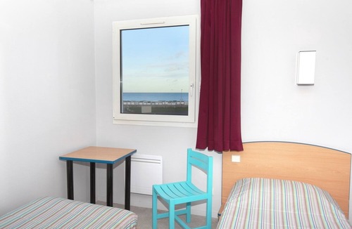 Port Hostel | La Digue