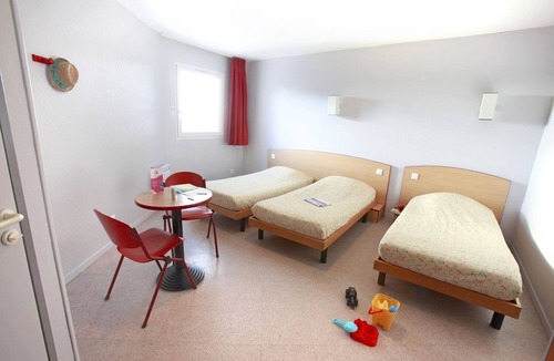 Port Hostel | La Digue