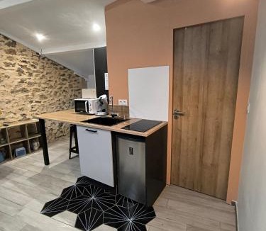 La Celle-sous-Gouzon Apartment | La Dilettante - petit déjeuner inclus - 10mn du Parc