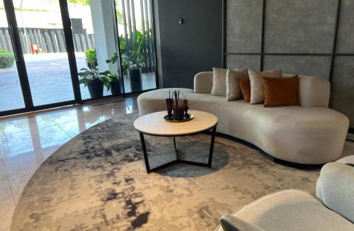 Rawang Apartment | La Dimora Guesthouse