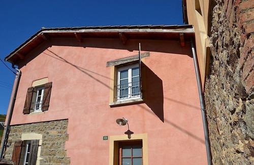 Le Perreon House | La Distillerie - LE Perreon