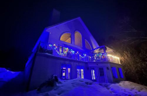 Saint-Mathieu-du-Parc Ski Chalet | La Dolce Vita