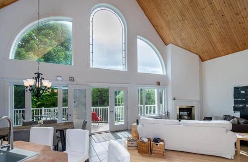 Saint-Mathieu-du-Parc Ski Chalet | La Dolce Vita