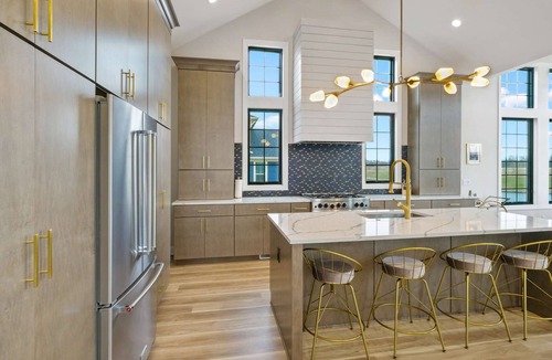 Ottawa House | La Dolce Vita | Pinnacle Pointe Neighborhood