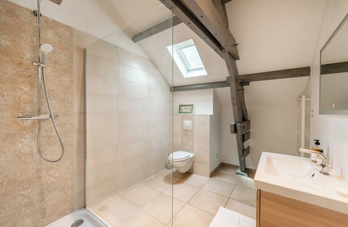 Dommiers House | La Dommarienne, Grande Maison en Bordure de Forêt