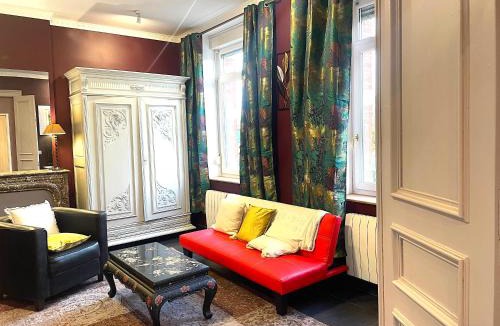 Bavay Apartment | La Domus Lemaitre 1, plain-pied, Wifi , TV, parking, jardin