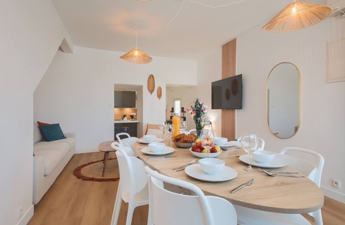 Laval Apartment | La Douceur - Wifi - Proche gare