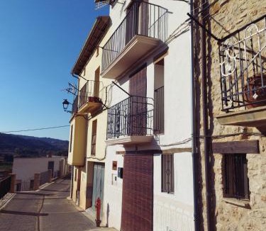 Villafranca del Cid Ski Chalet | LA DULA, Casa Boutique en el casco antiguo y junto a la montaña