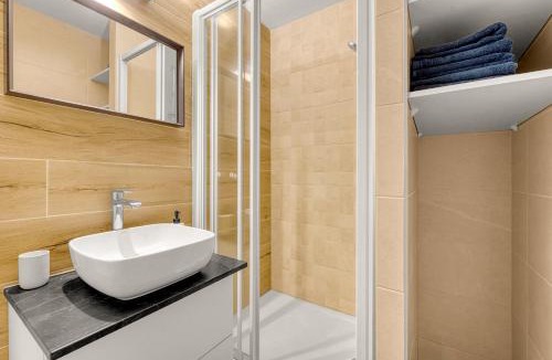 Toulouse East Apartment | LA DUNE - Gare Matabiau - PARKING & WIFI