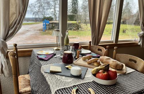 Les Settons House | La Estancia