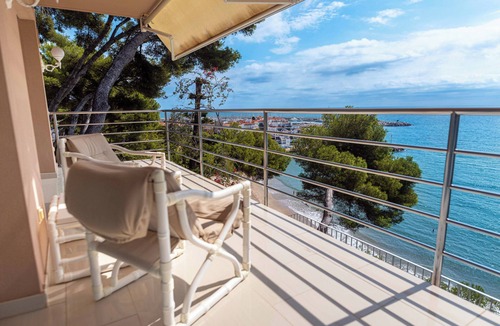 El Roc de Sant Gaieta Hotel | La estrella del mediterraneo