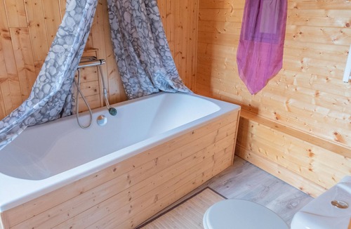 Chatel-sur-Moselle House | La Fée Maison