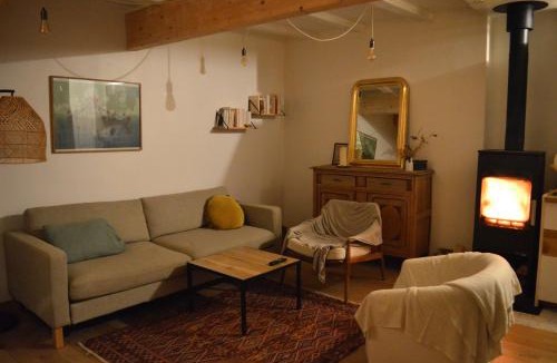 Saint-Bonnet-le-Troncy House | La Fabrique du Ronçon