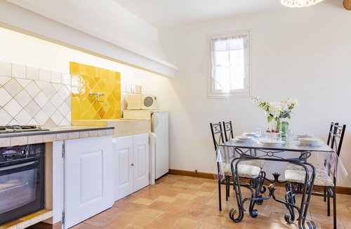 Villelaure House | La Fabrique by Interhome