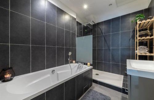 Rives Apartment | La Fabrique, Loft 100 m2