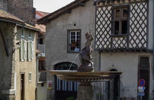 Saint-Lizier House | la Fadette
