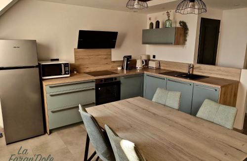 Paroisse Saint-Augustin-de-Chaux Apartment | La Faran'dole - Confortable duplex