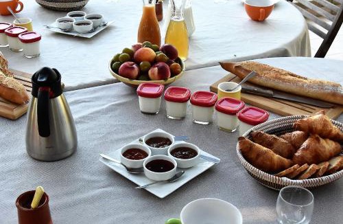 Berrias-et-Casteljau Bed & Breakfast | La Farigoule