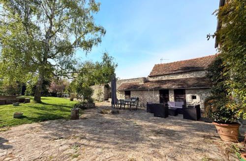 Montainville House | La Fauconnerie Du Roy