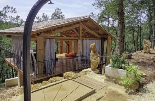 Blanquefort-sur-Briolance House | La Ferme by Interhome