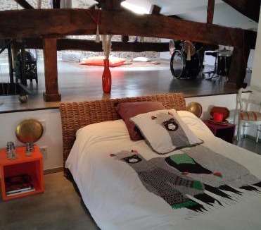 Villerest Bed & Breakfast | LA FEE VIVIANE