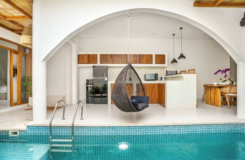 Padangsambian Klod Villa | La Feliz Villa Seminyak