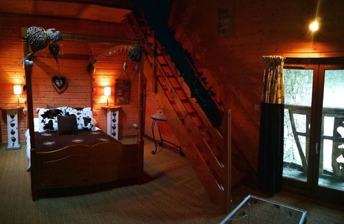 Saint-Christophe-la-Grotte House | La Ferme Bonne de la Grotte