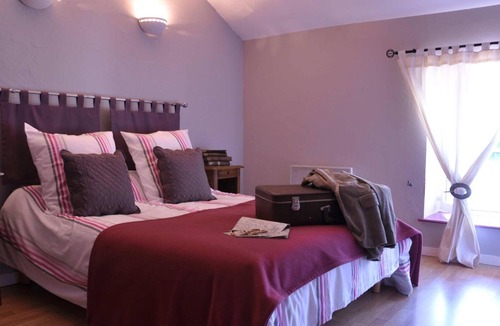 Ambierle House | La ferme aux Abeilles