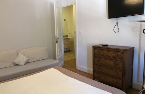 Commelle-Vernay House | La Ferme aux Biches