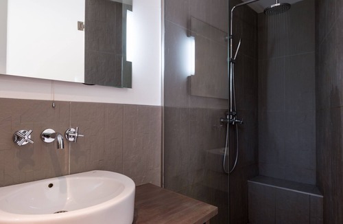 Lompret Hotel | La Ferme Blanche, The Originals Relais