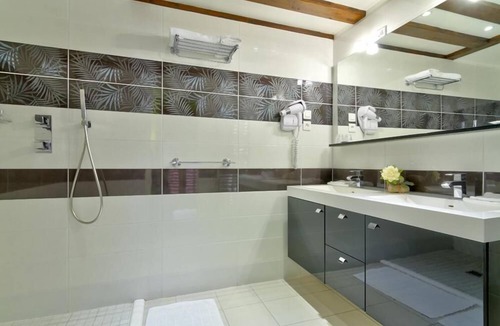 Augers-en-Brie Hotel | La Ferme Briarde