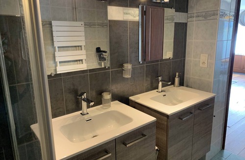 Saillenard Bed & Breakfast | La Ferme d'Aristide